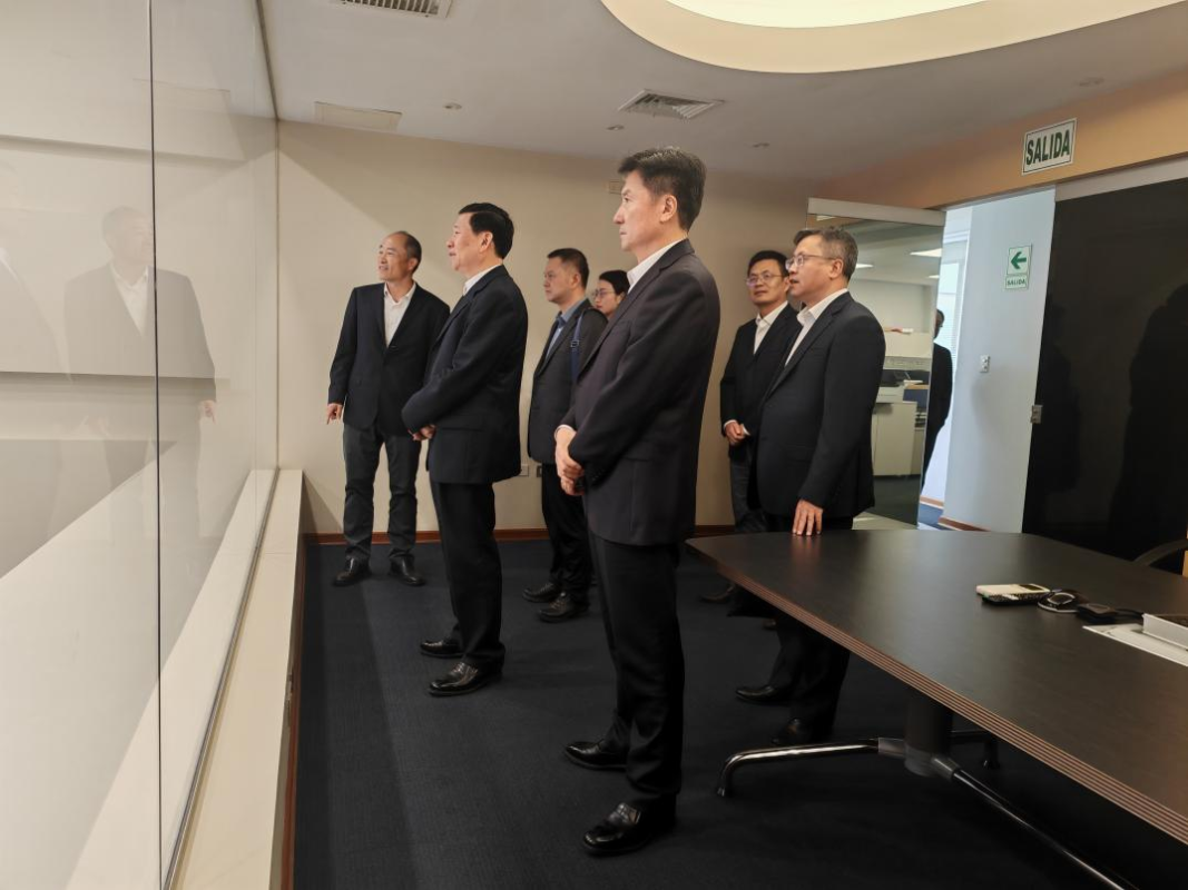 Wang Xiangxi, 응급 관리부 장관 및 그의 당은 연구 및지도를 위해 Changjiang Electric 라이브 카지노 사이트 Ludes Company에 갔다